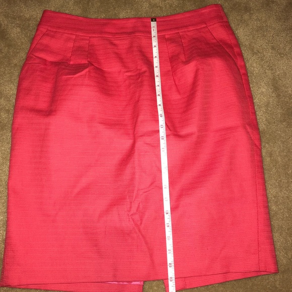 Banana Republic Bright Pink Skirt w/ Front Pockets - Picture 6 of 8